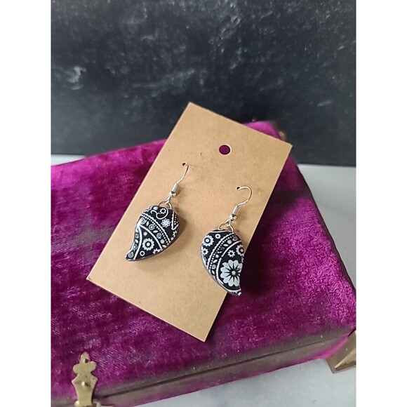 Polymer Clay Floral Dangling Pierced Earrings New - Picture 2 of 10